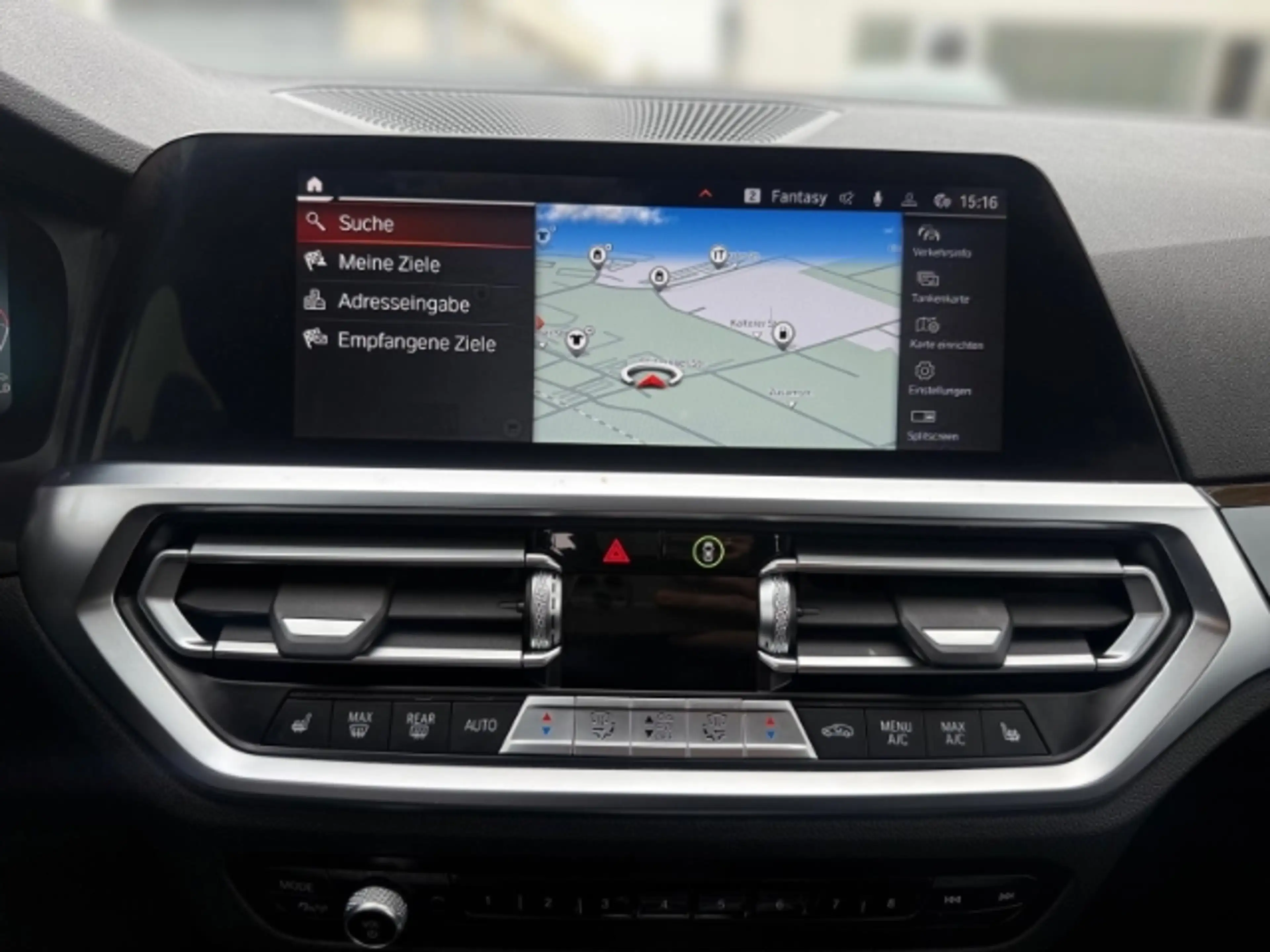 BMW 318 i Sport Line Touring +NAVI+KLIMA+PDC+UVM+ — photo 9