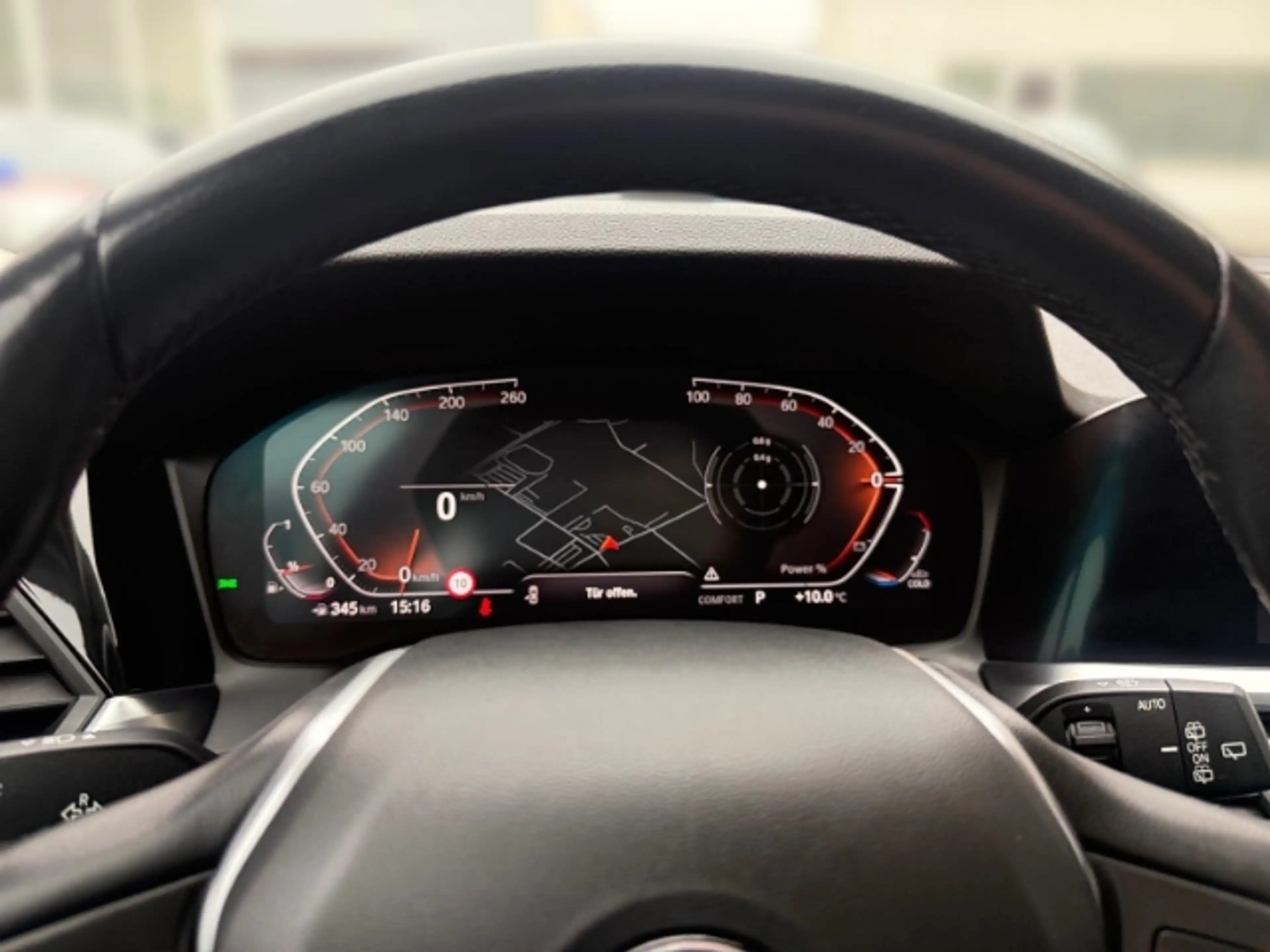 BMW 318 i Sport Line Touring +NAVI+KLIMA+PDC+UVM+ — photo 8