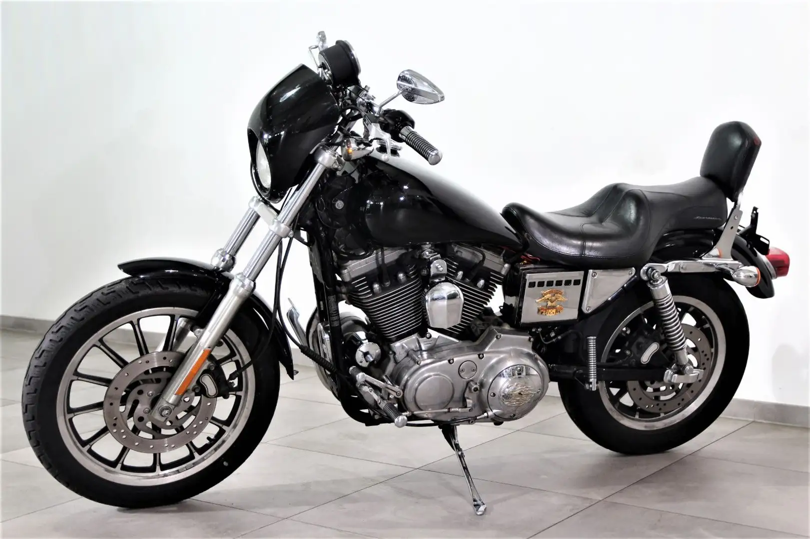 Harley-Davidson Sportster 1200 Stretchtank/ vorgelegte Fußras. Schwarz - 1
