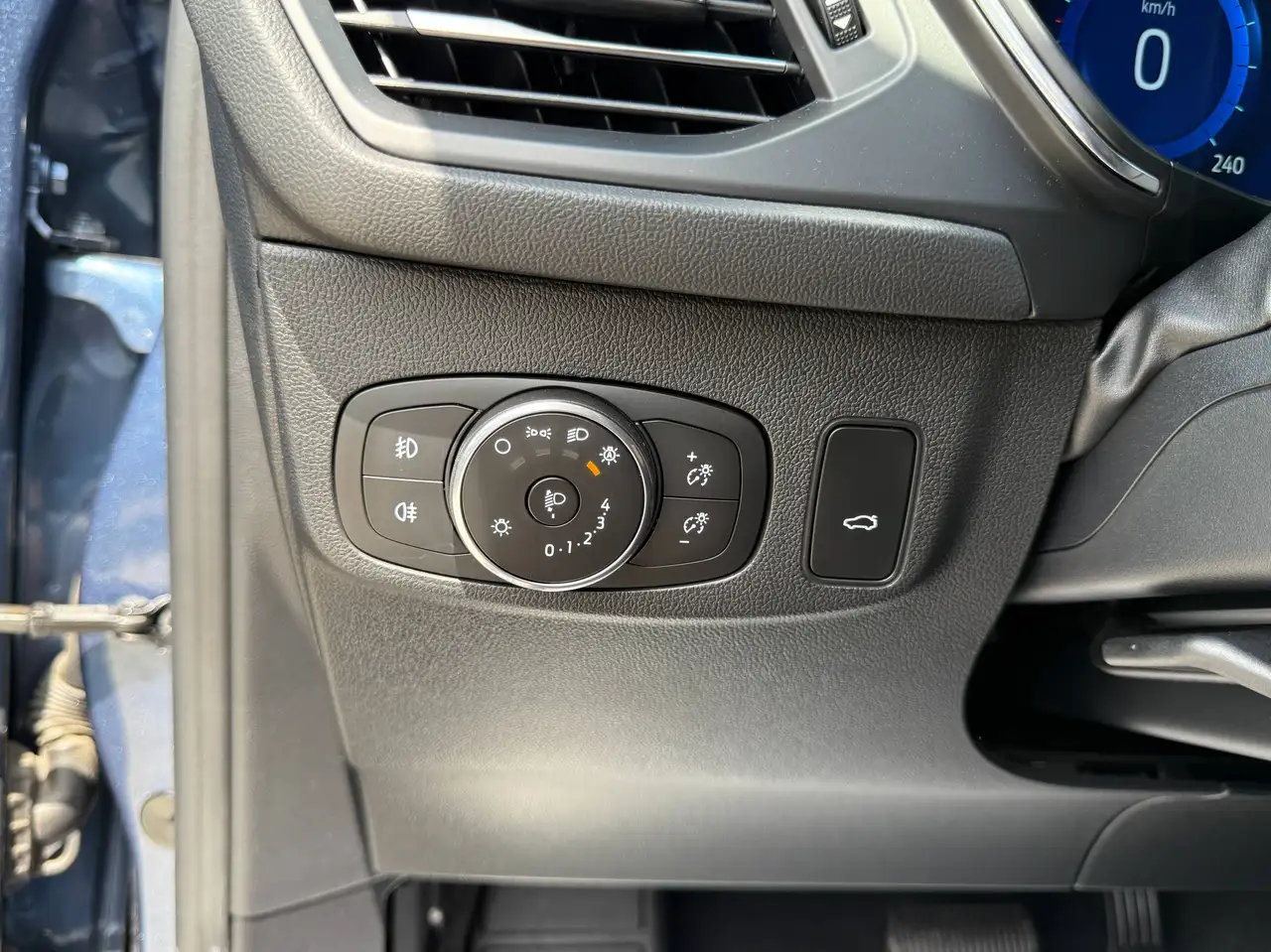 Ford Focus 1.5 TDCI AUTOMAAT CLIPPER FULL LED NAVIGATIE CAMERA CARPLAY DAB TREKHAAK, миниатюра 13