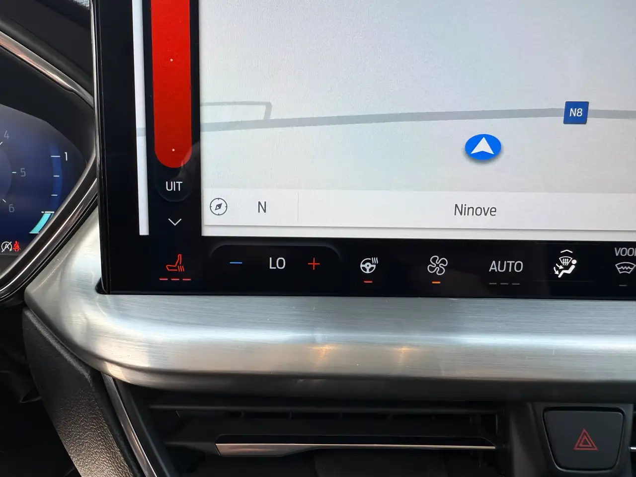 Ford Focus 1.5 TDCI AUTOMAAT CLIPPER FULL LED NAVIGATIE CAMERA CARPLAY DAB TREKHAAK, миниатюра 18