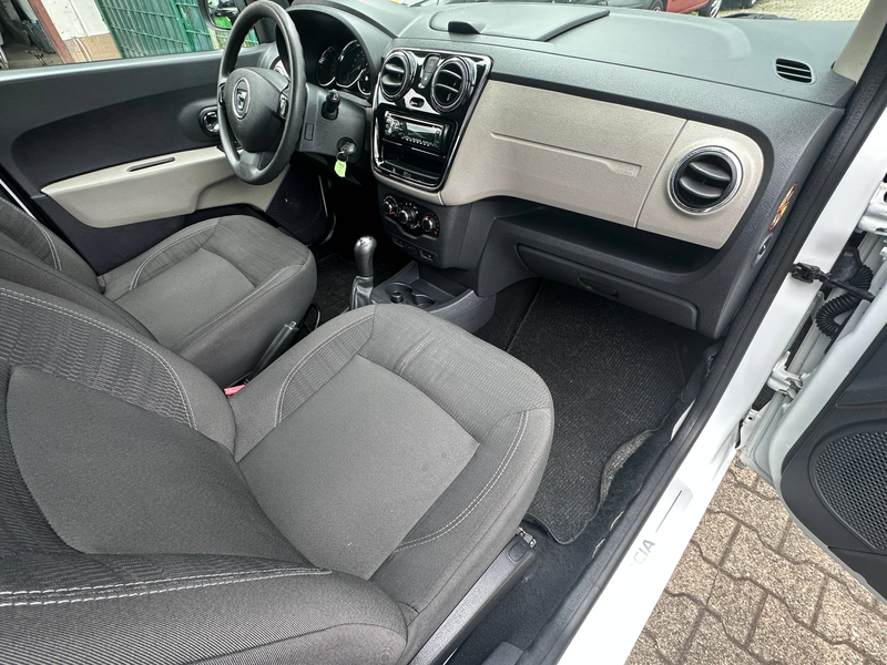Dacia Lodgy Laureate WENIG KM TÜV NEU — photo 8