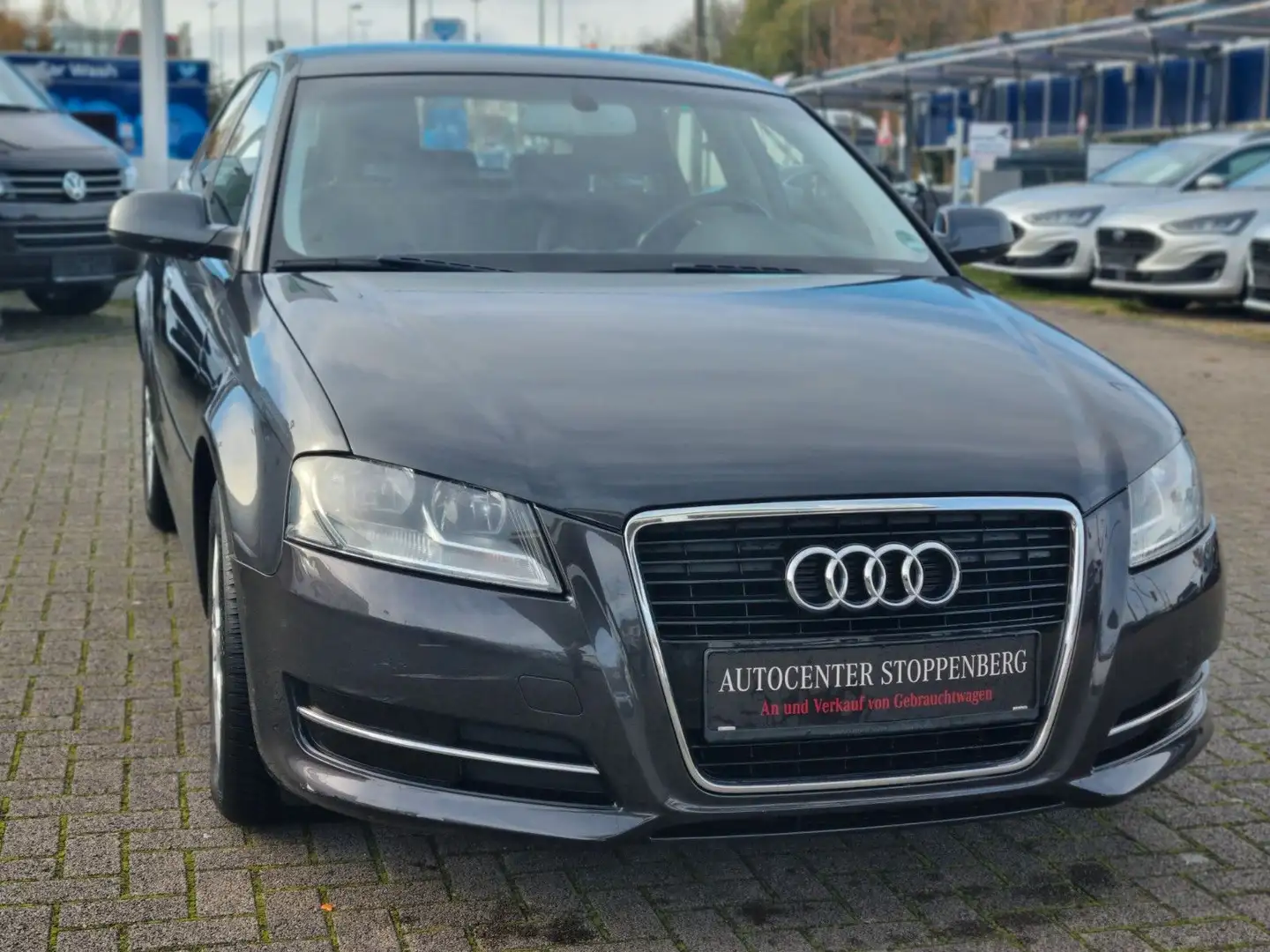 Audi A3 1.8 TFSI Automatik/Navi/2.Hand/PDC/Garantie+ Gris - 1