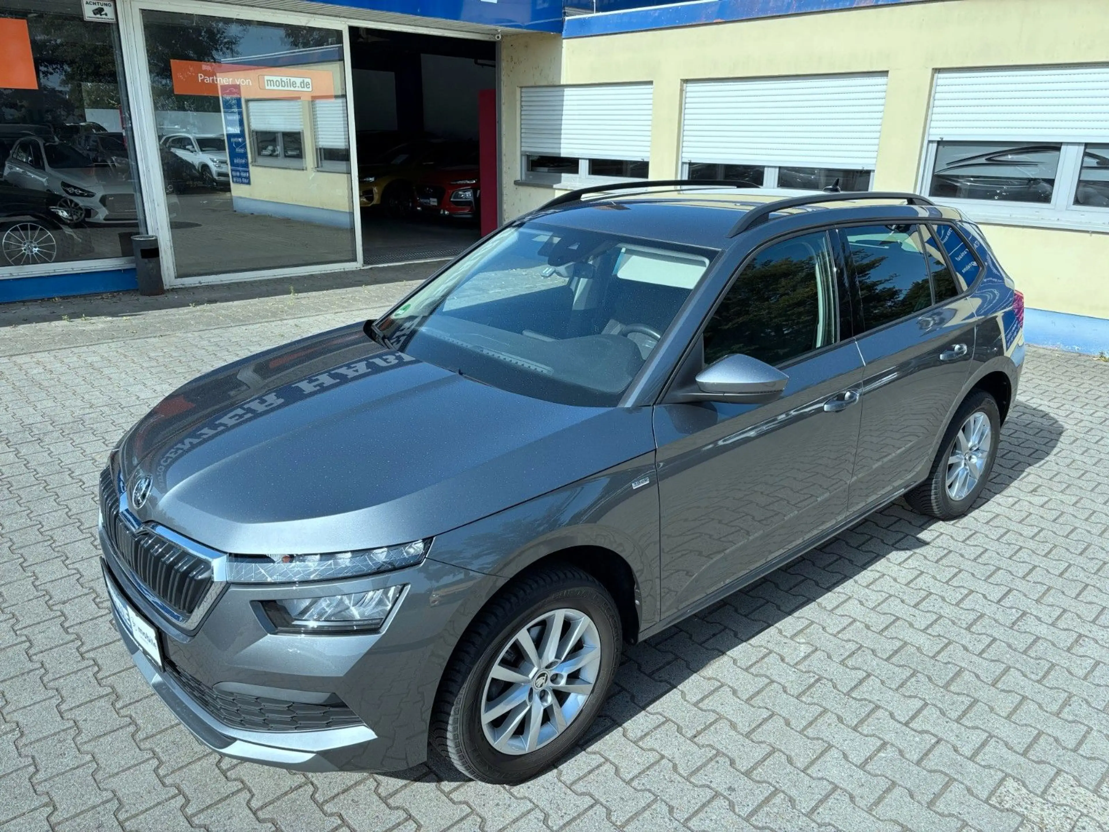 Skoda Kamiq Tour Auto.*Navi*Carplay*Virtual C.*S-Heft* — photo 6