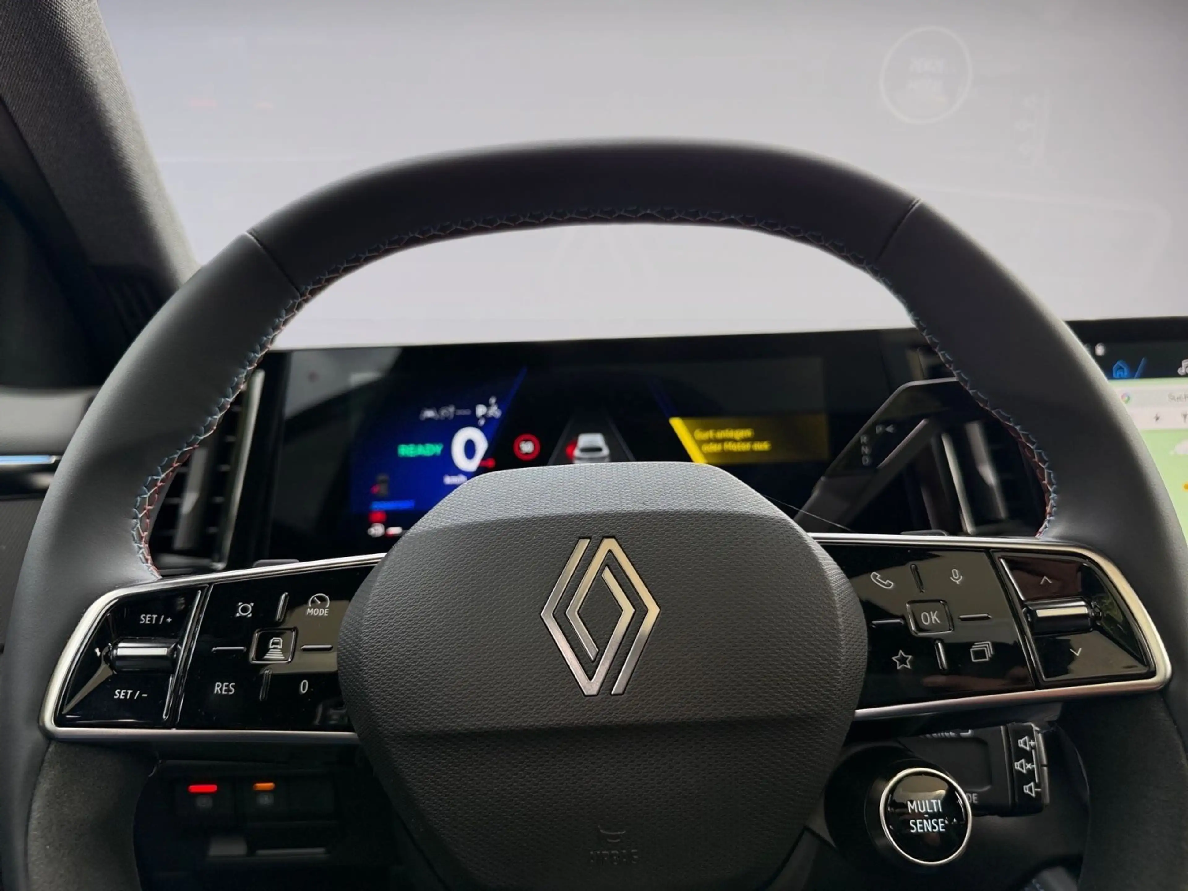 Renault Rafale 300 E-Tech 4x4 Esprit Alpine Plug-in — photo 15