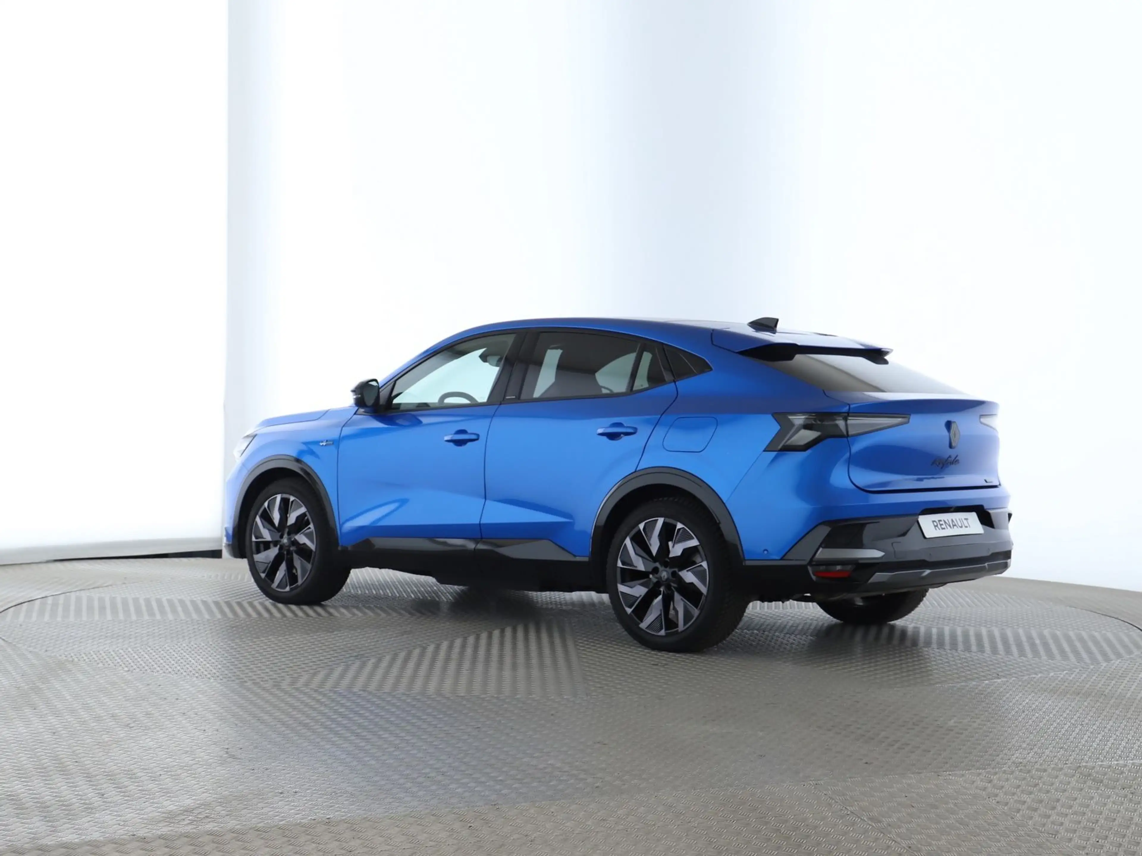 Renault Rafale 300 E-Tech 4x4 Esprit Alpine Plug-in — photo 5