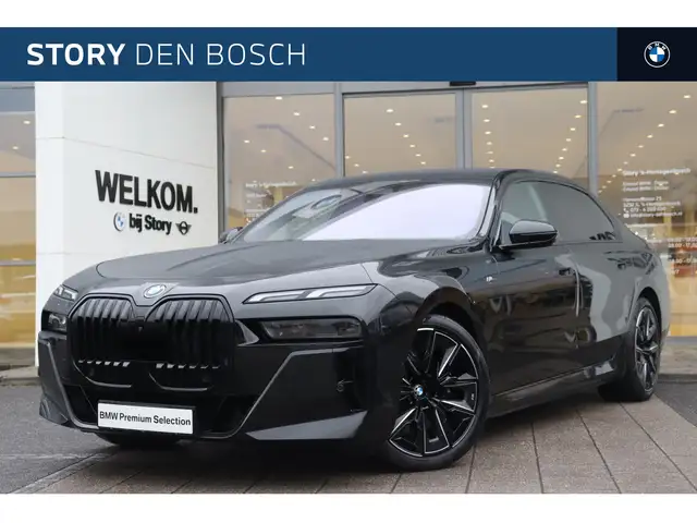 BMW i7 xDrive60 High Executive M Sport / Trekhaak / Massa