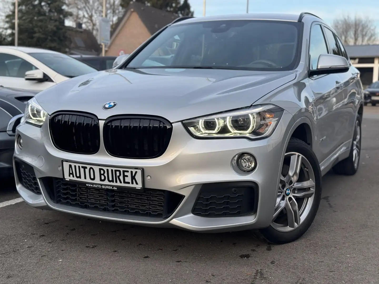 BMW X1 xDrive25i M Sport Navi HuD LED Spur PDC 1.Hd Zilver - 1