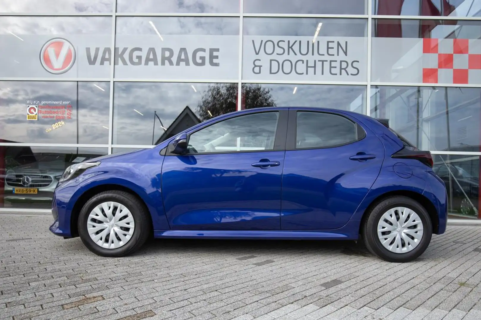 Toyota Yaris 1.5 Hybrid Dynamic | Navigatie| Camera | Carplay Blauw - 2