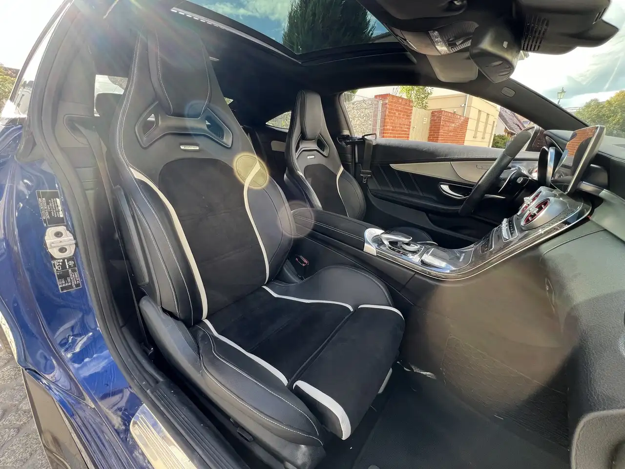 Mercedes-Benz C 63 AMG Coupé — photo 19 sur 24