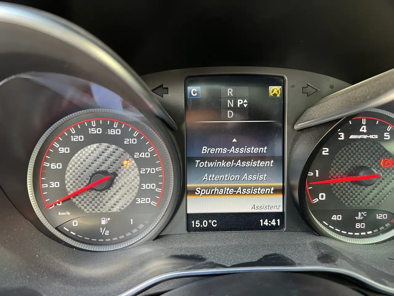 Mercedes-Benz C 63 AMG Coupé — photo 23 sur 24