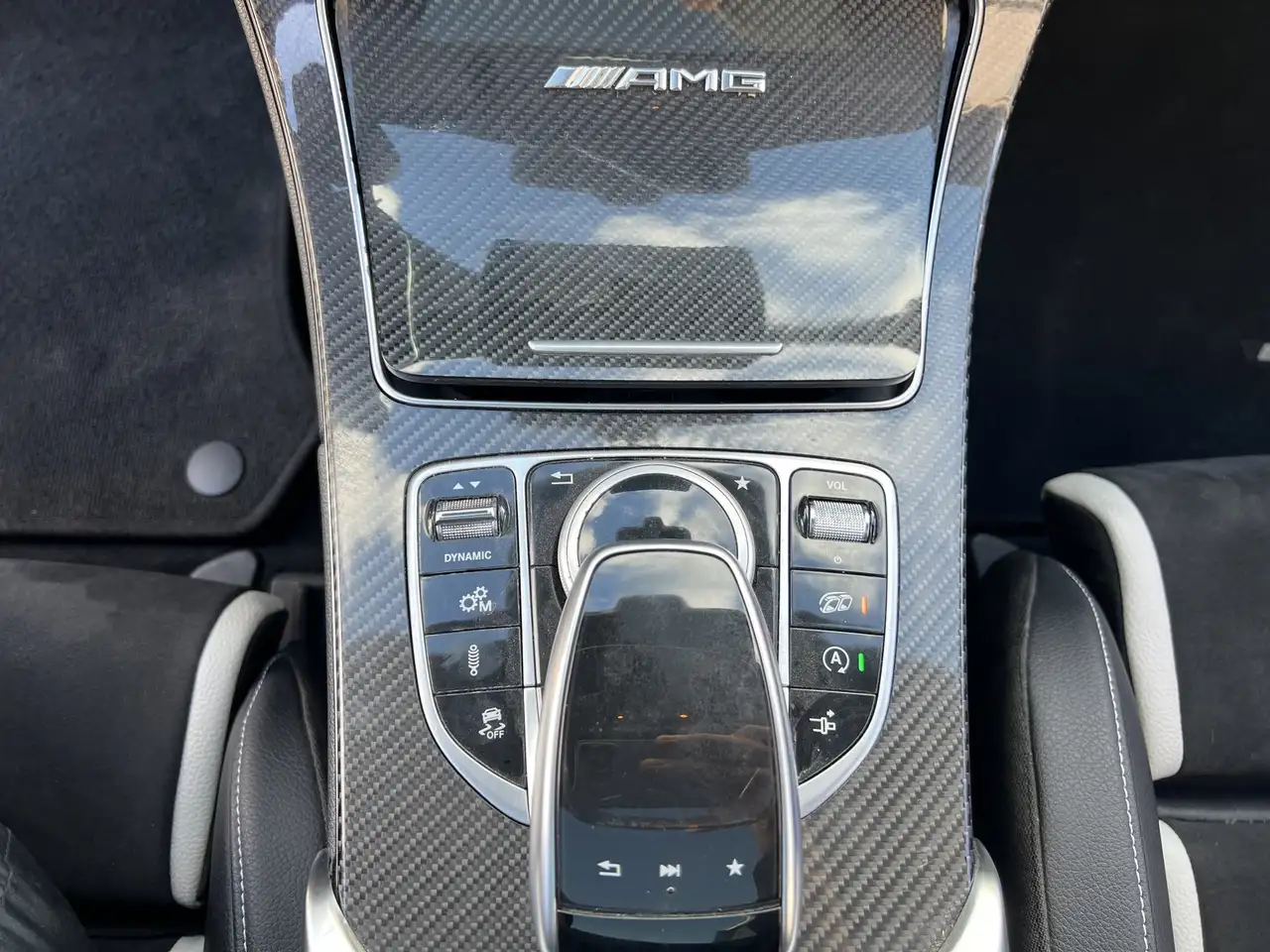Mercedes-Benz C 63 AMG Coupé — photo 15 sur 24