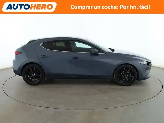Mazda Mazda3 view 7