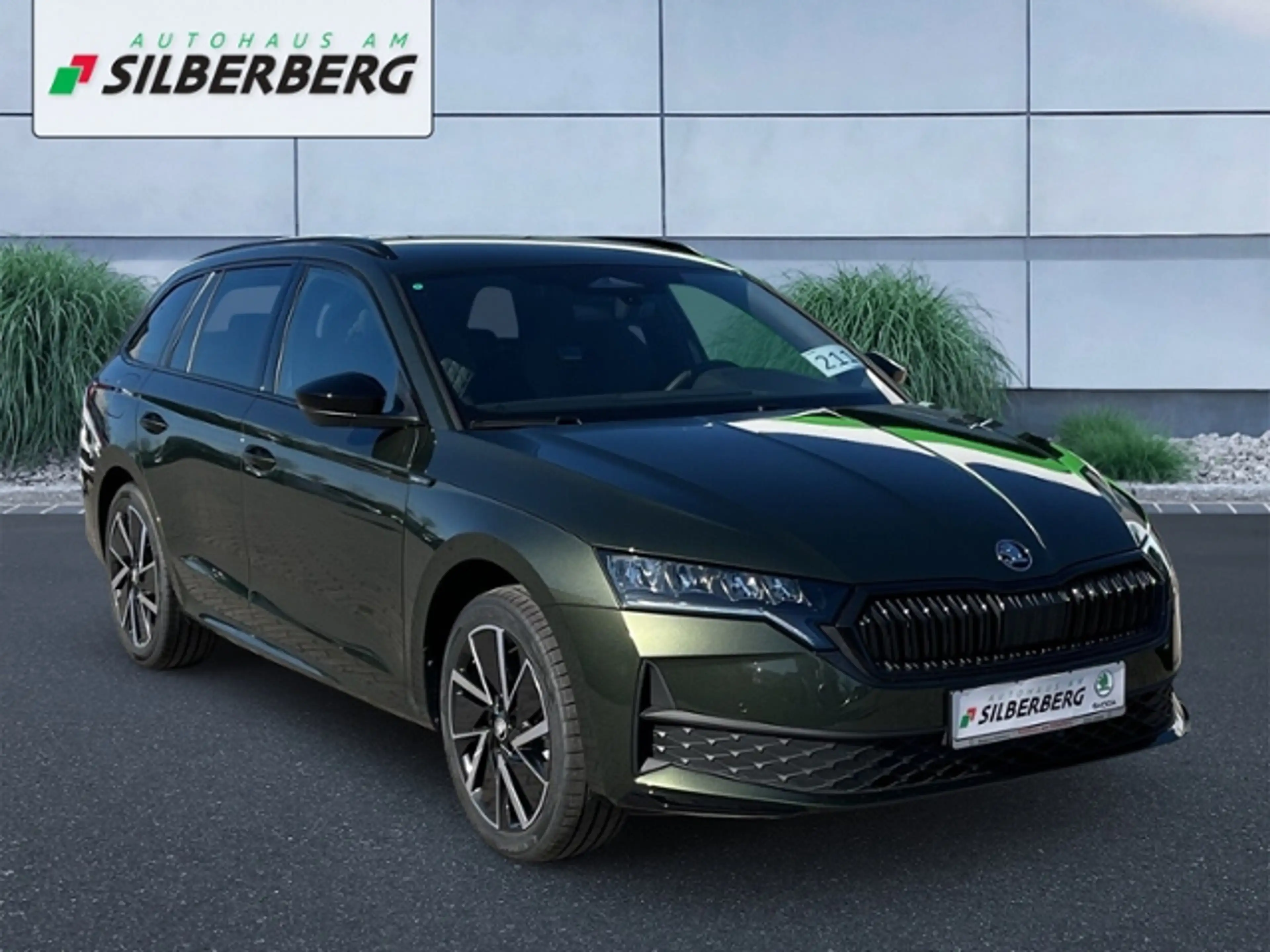 Skoda Octavia Combi 1.5 TSI DSG Sportline *Khaki-grün* #ACC#Win — photo 2