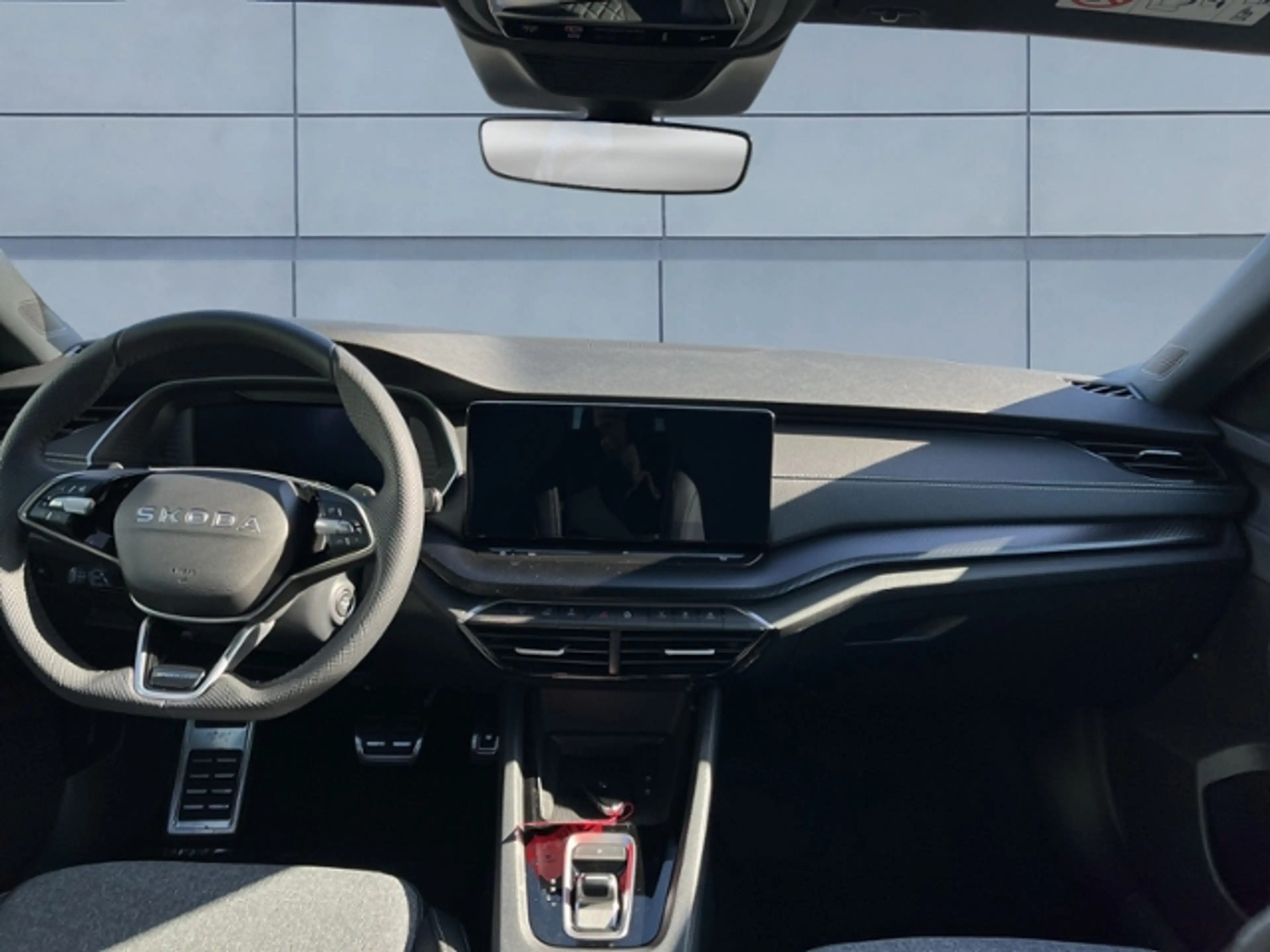 Skoda Octavia Combi 1.5 TSI DSG Sportline *Khaki-grün* #ACC#Win — photo 5