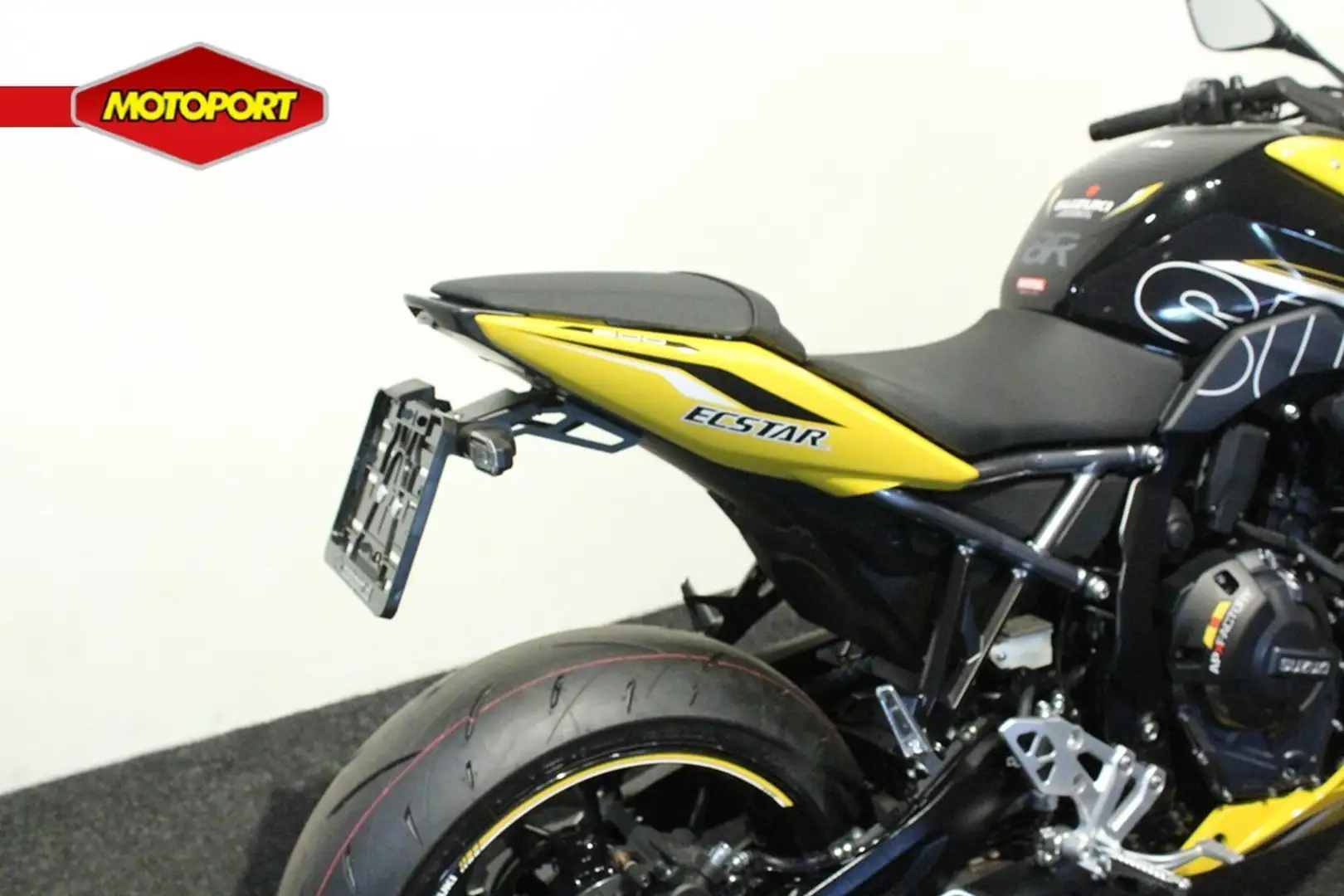 Suzuki GSX 8R Schwarz - 2