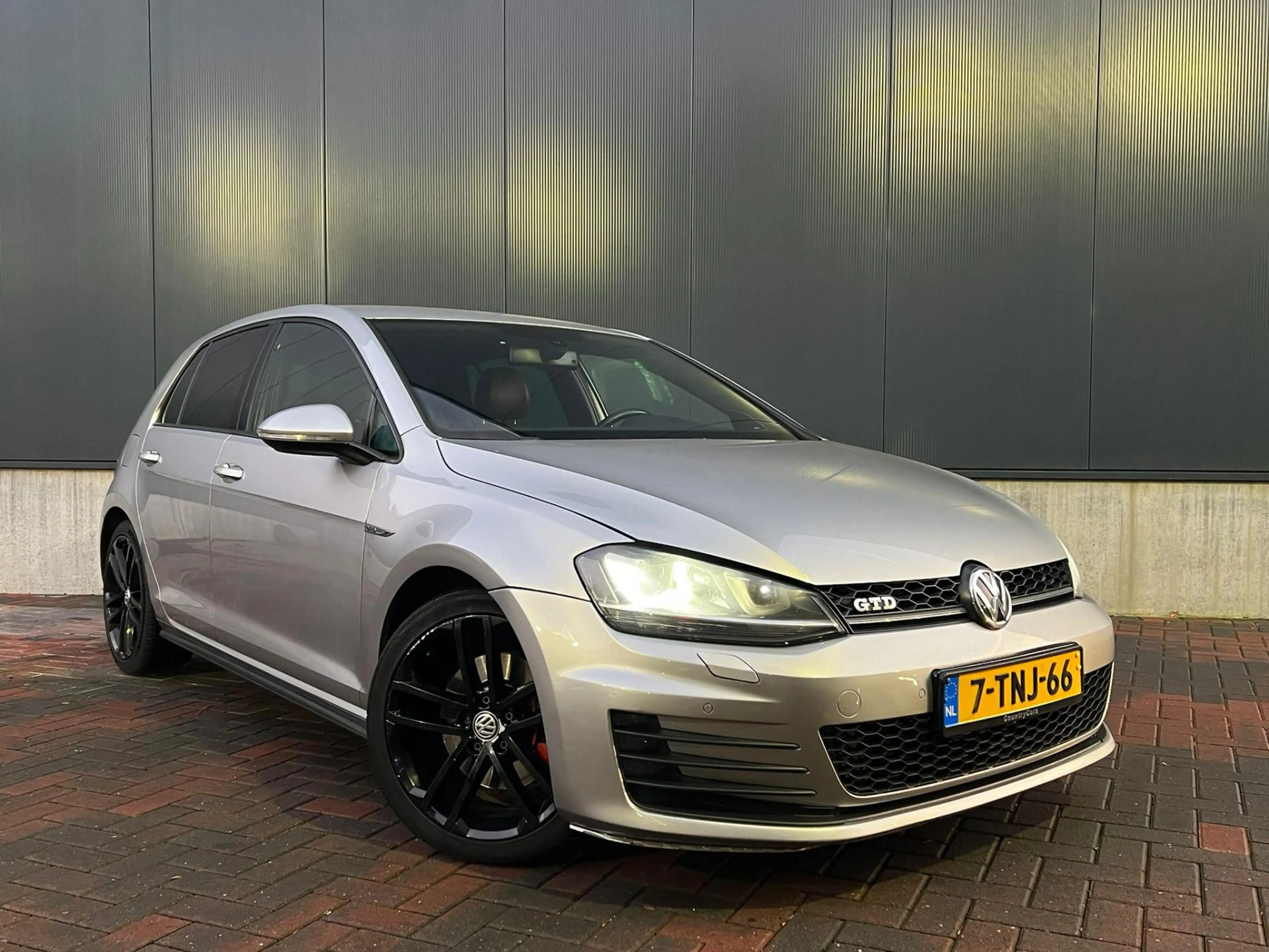 Volkswagen Golf GTD 2.0 TDI * Navi * Cruise * Climate * Led * NAP * Le — photo 3