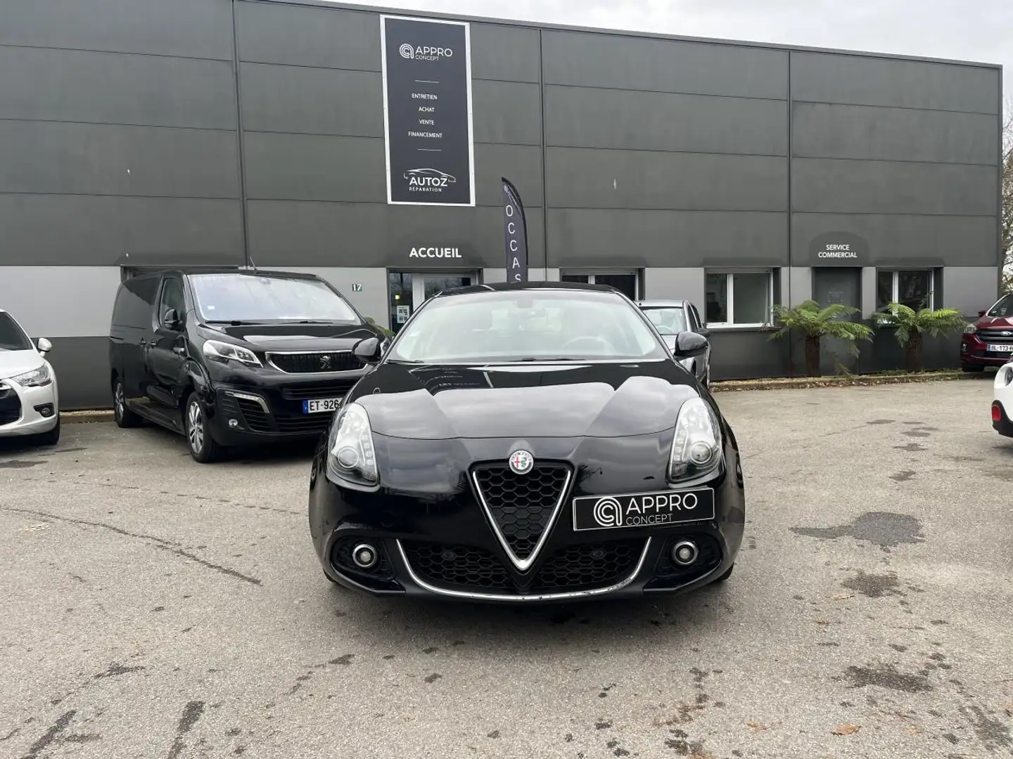 Alfa Romeo Giulietta Giulietta 1.6 JTDM - 120 S/S BERLINE Business PHASE 3 Nero - 2