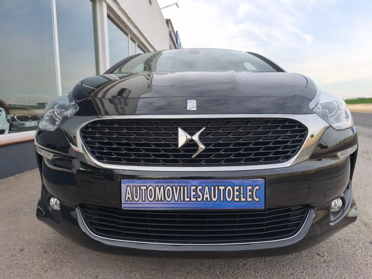Citroen DS5 16 HDI MANUAL 120 CV Negro - 2