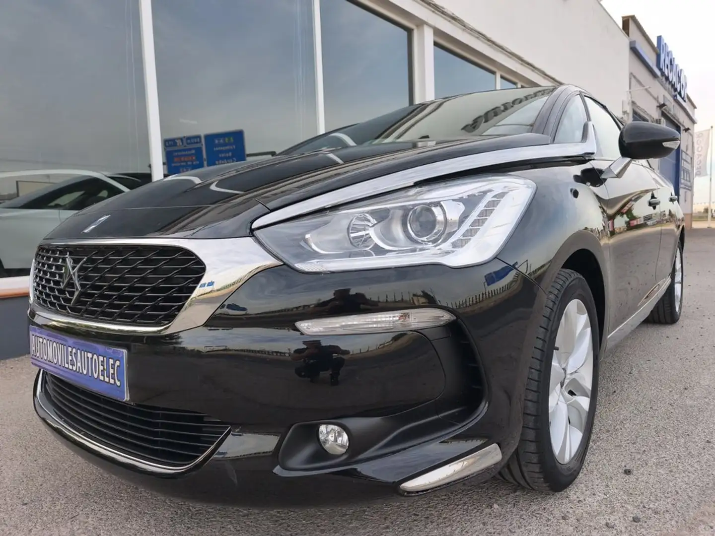 Citroen DS5 16 HDI MANUAL 120 CV Negro - 1