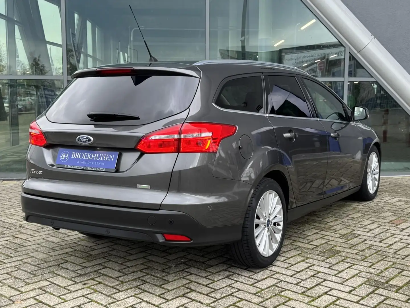 Ford Focus Wagon 1.0 Titanium Edition125pk Cruise Control / N - 2