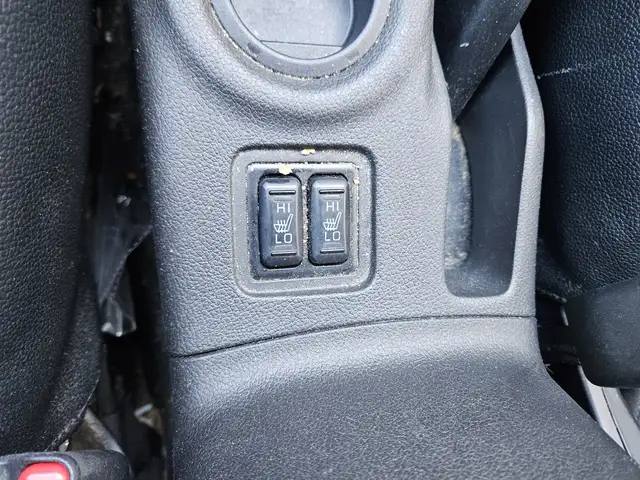 Mitsubishi Outlander view 23
