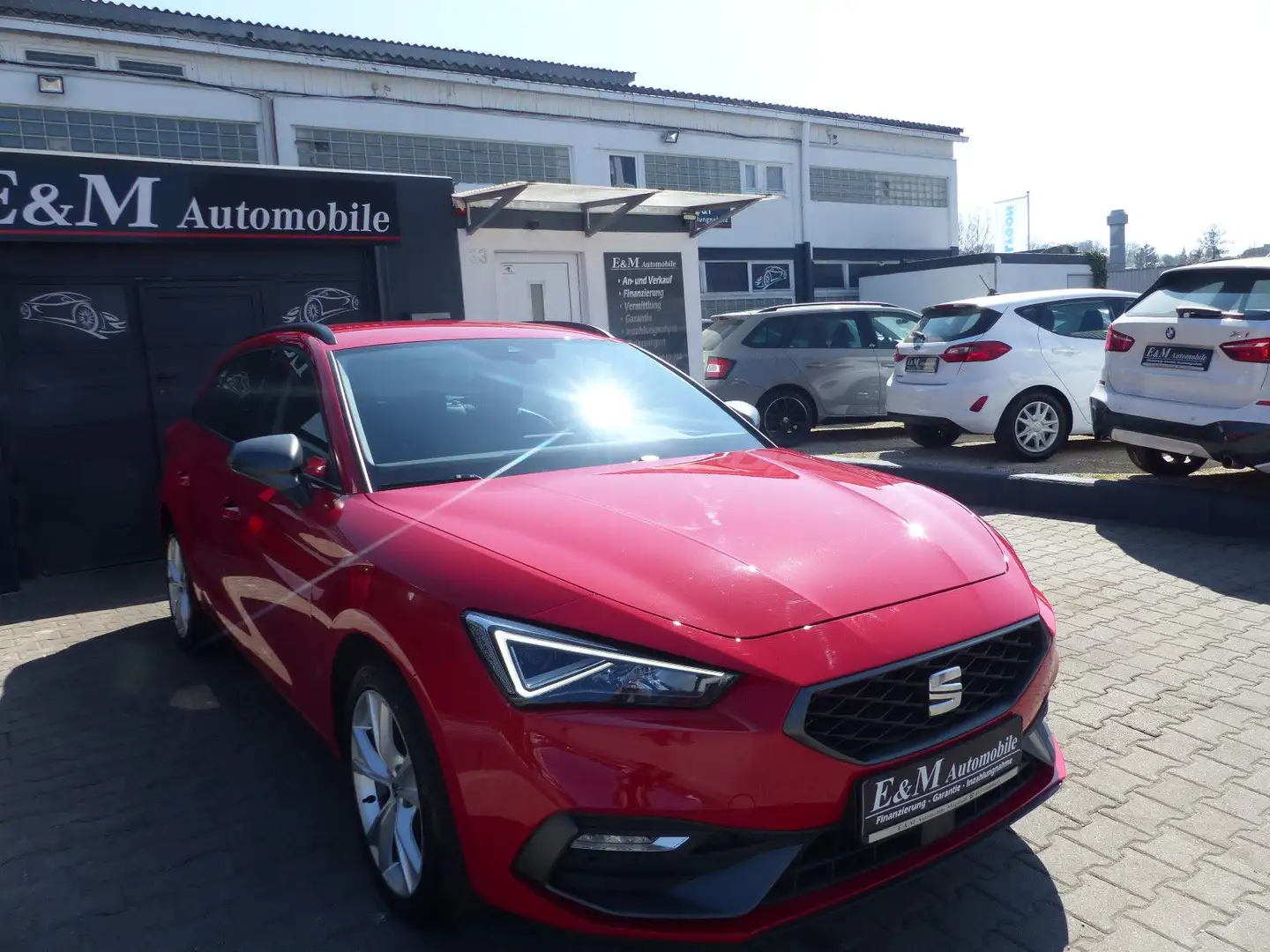 SEAT Leon Sportstourer FR e-Hybrid Automatik*Virtuell Rot - 2