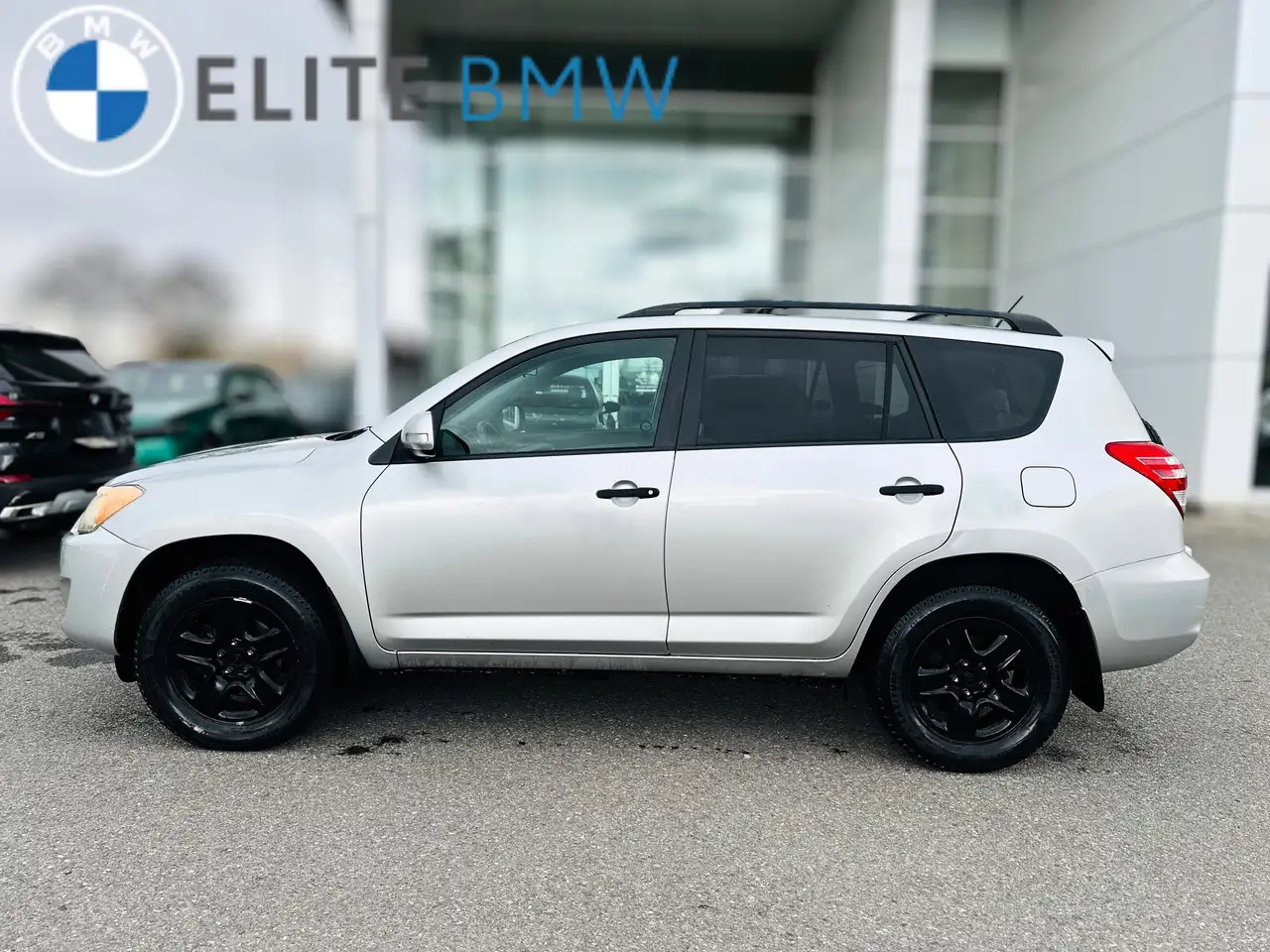Toyota RAV 4 снимка Toyota RAV 4