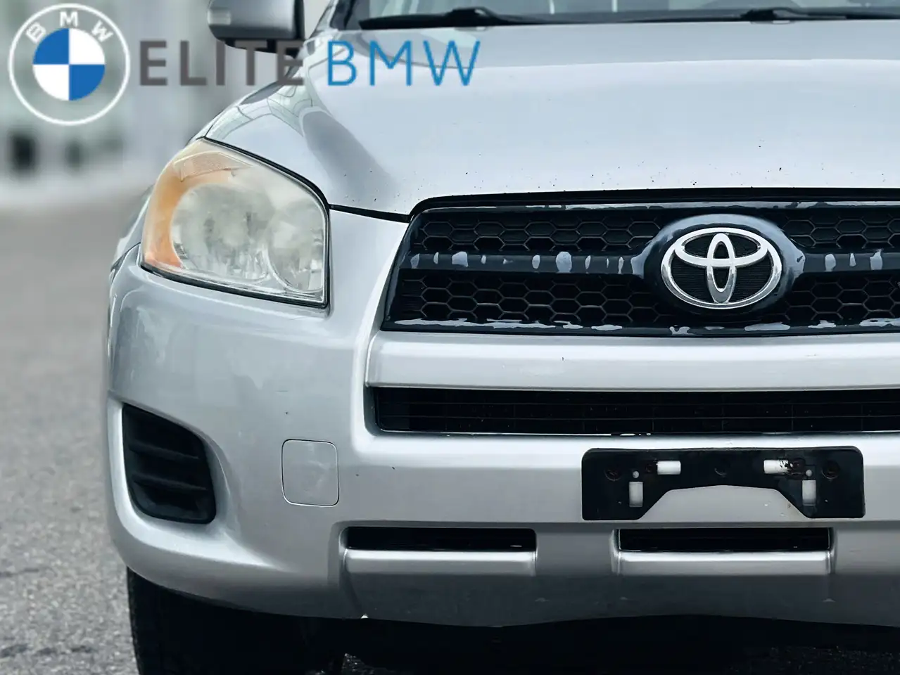 Toyota RAV 4 снимка Toyota RAV 4