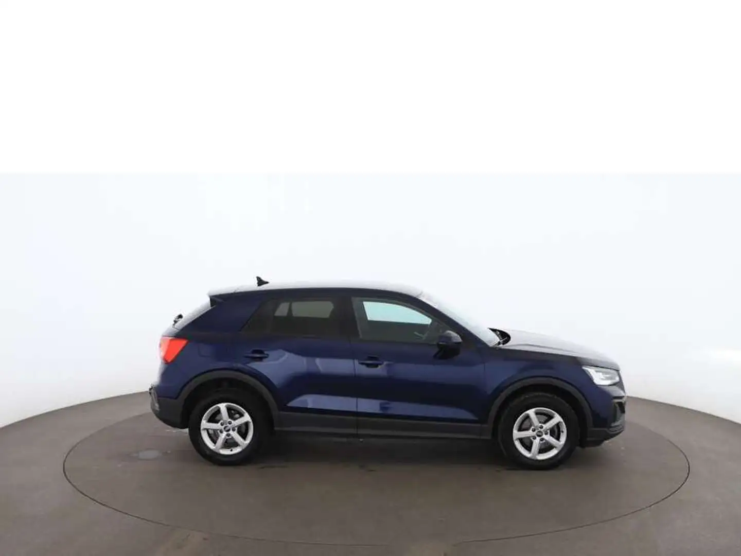 Audi Q2 30 TDI LED AHK NAVI TEMPOMAT PARKHILFE Blau - 2