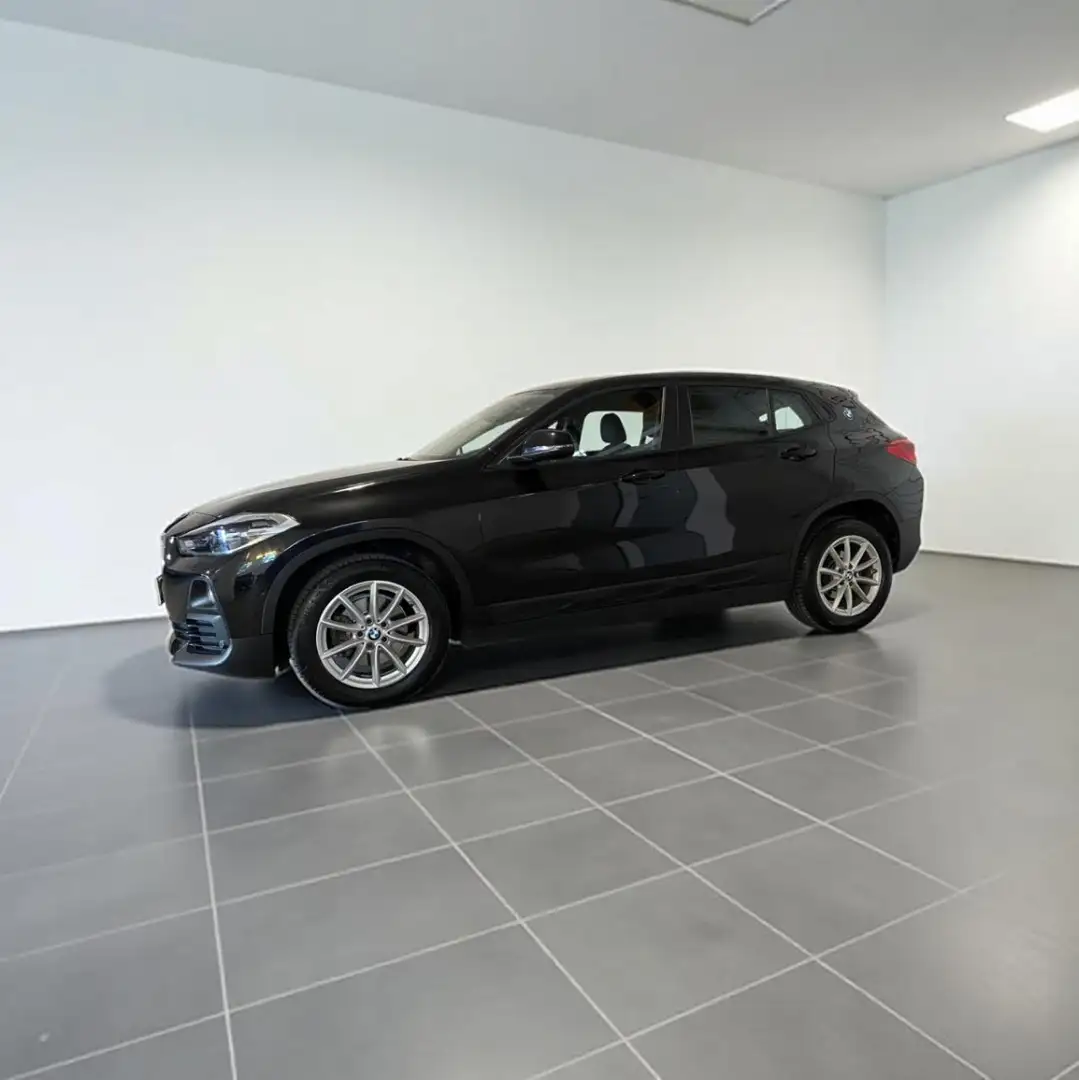 BMW X2 sDrive18d Advantage Nero - 2