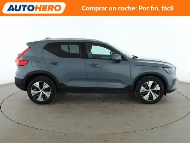 Volvo XC40 view 7