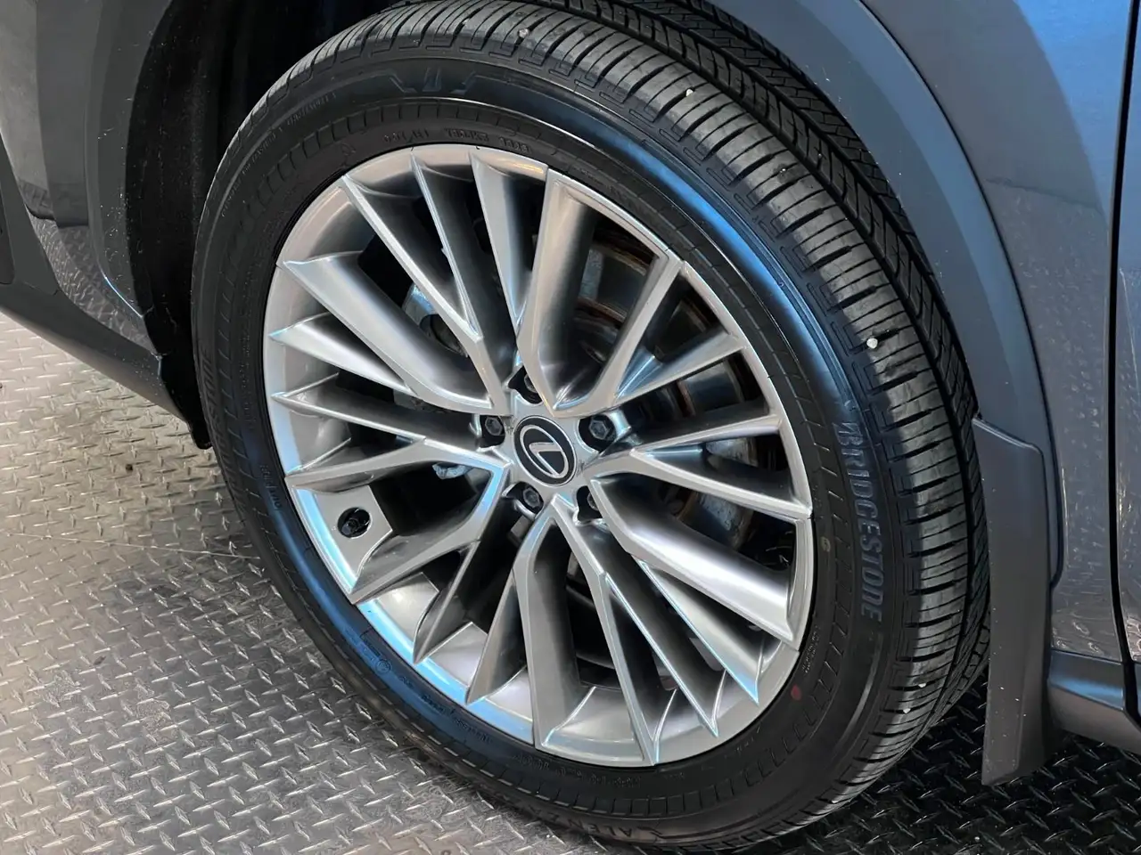 Lexus NX снимка Lexus NX