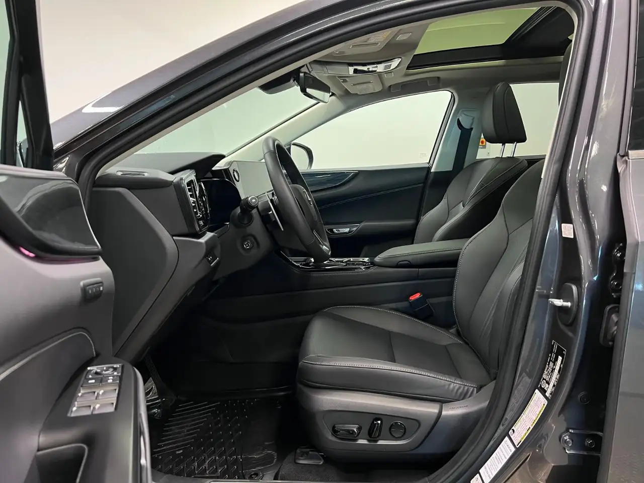 Lexus NX снимка Lexus NX