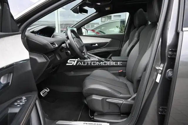 Peugeot 5008 view 10