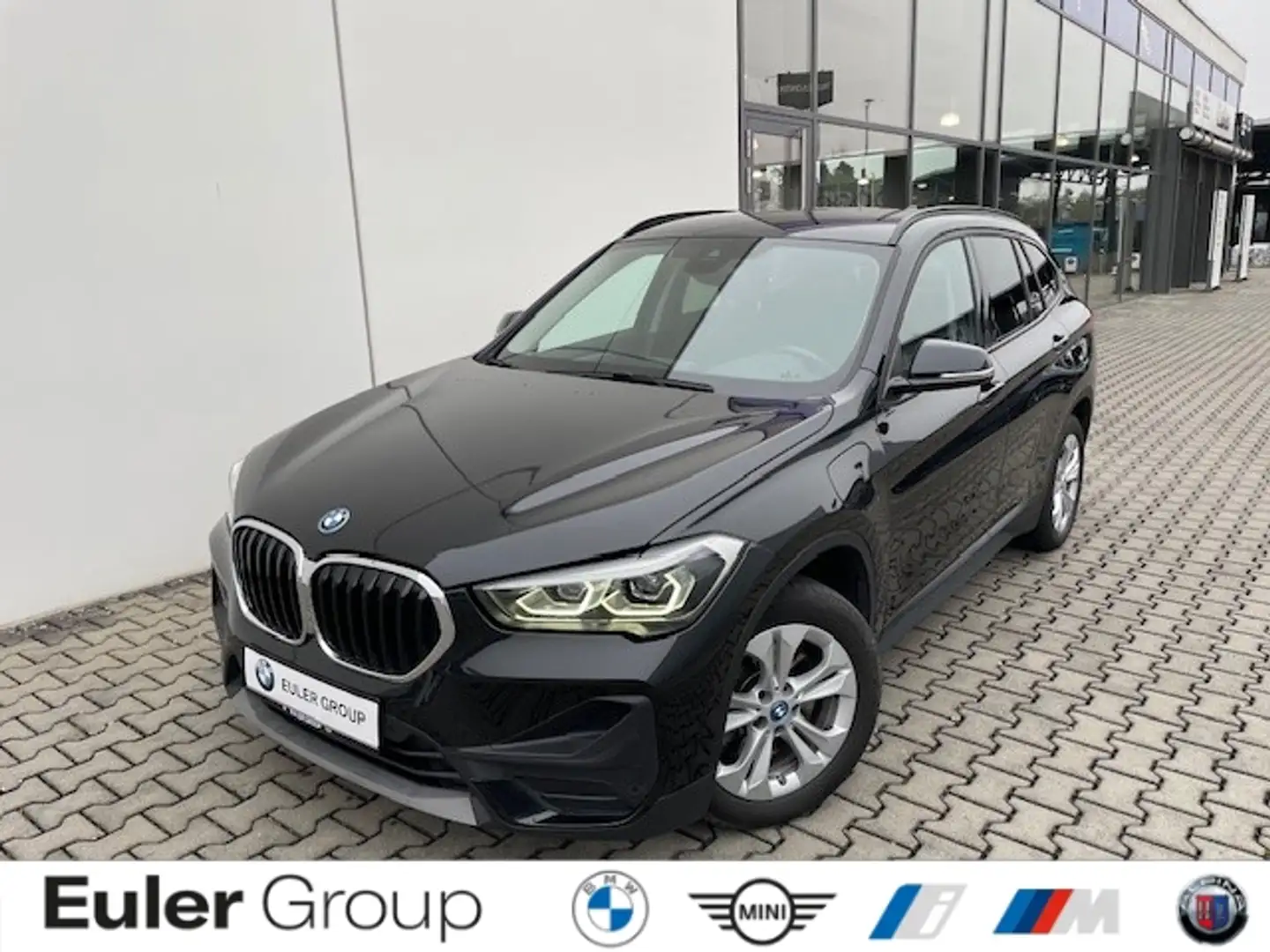 BMW X1 xDrive 25e NAV Parkass LED SHZ LMR DAB Schwarz - 1