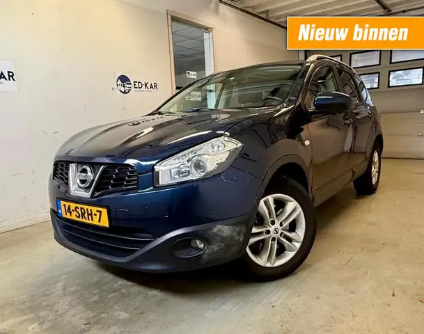 2011 Nissan Qashqai+2 in Blue for sale