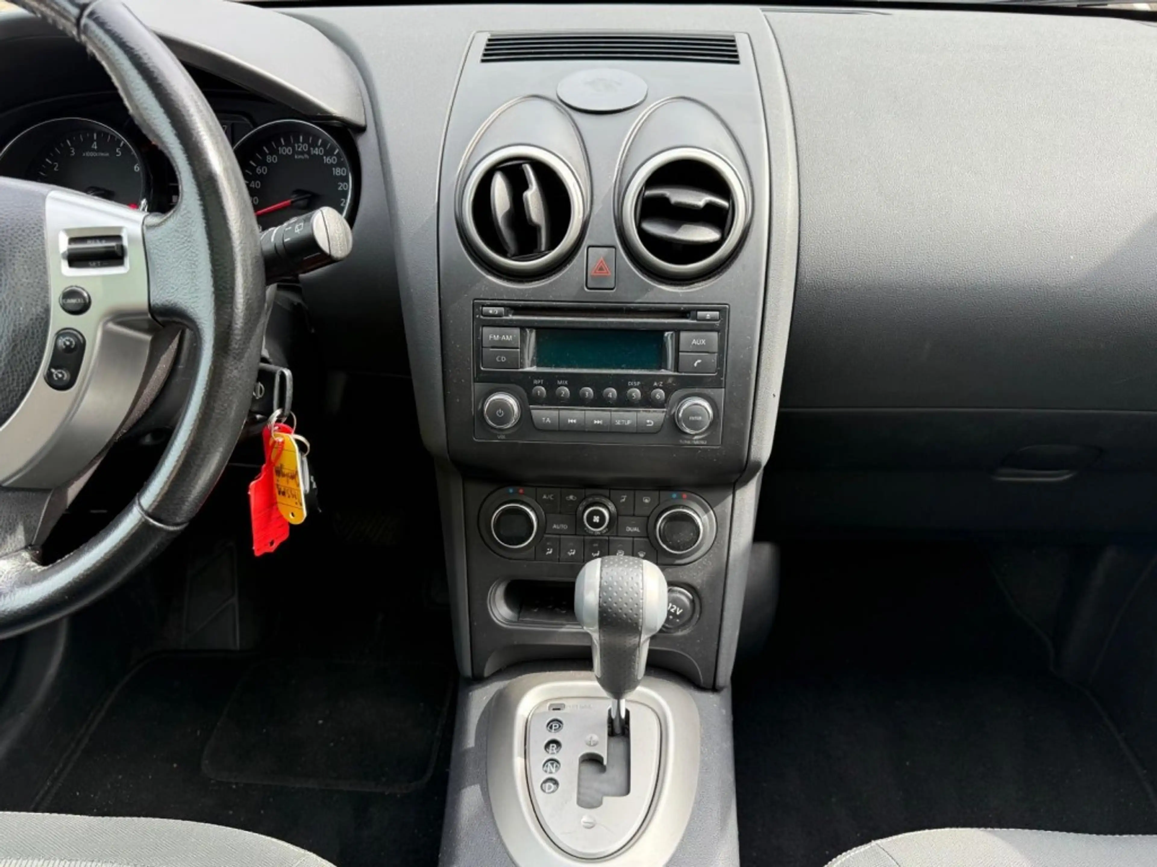 Nissan Qashqai+2 2.0 Optima 4WD CLIMA PDC PANO NETTE AUTO NAP APK — photo 3