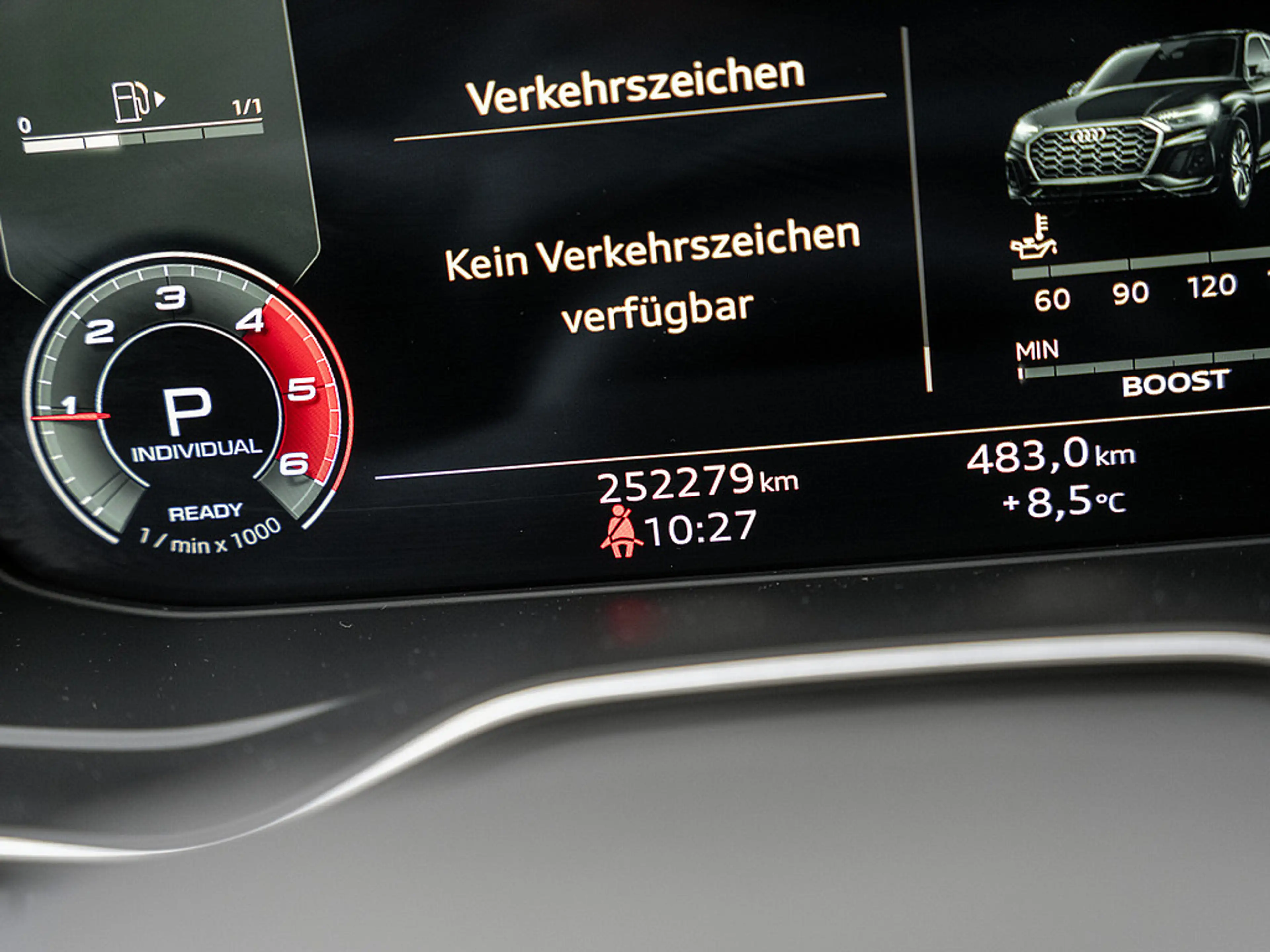 Audi SQ5 Sportback 3.0 TDI quattro AHK 360° PANO B — photo 12