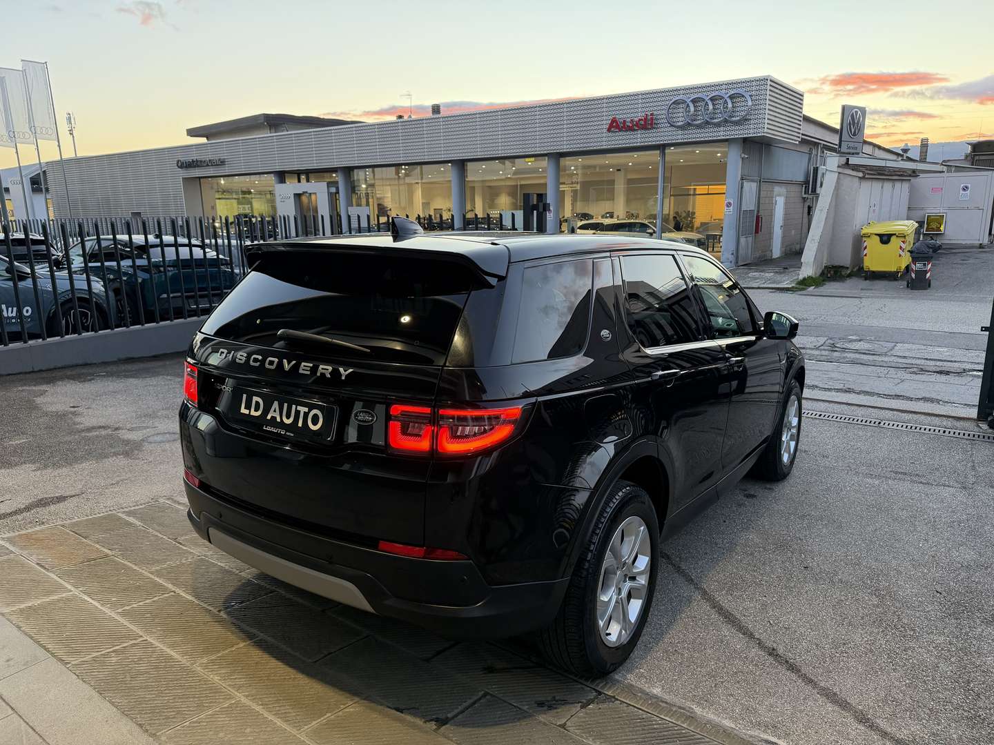 Land Rover Discovery Sport AWD 2.0D TD4 MHEV -  - Joinsteer - #3