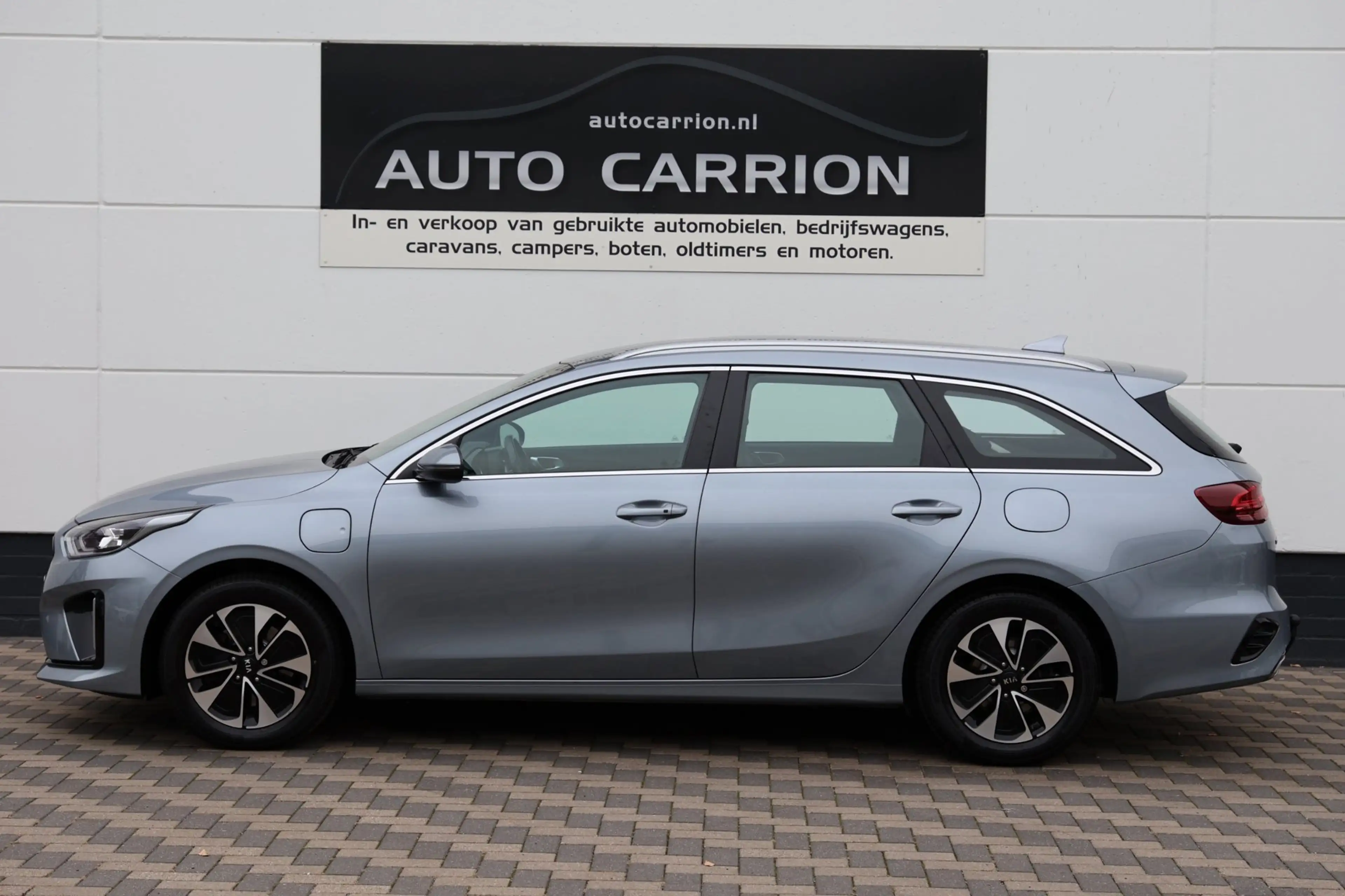 Kia Ceed SW / cee'd SW Sportswagon 1.6 GDI PHEV Carplay Camera Keyless BT — photo 3