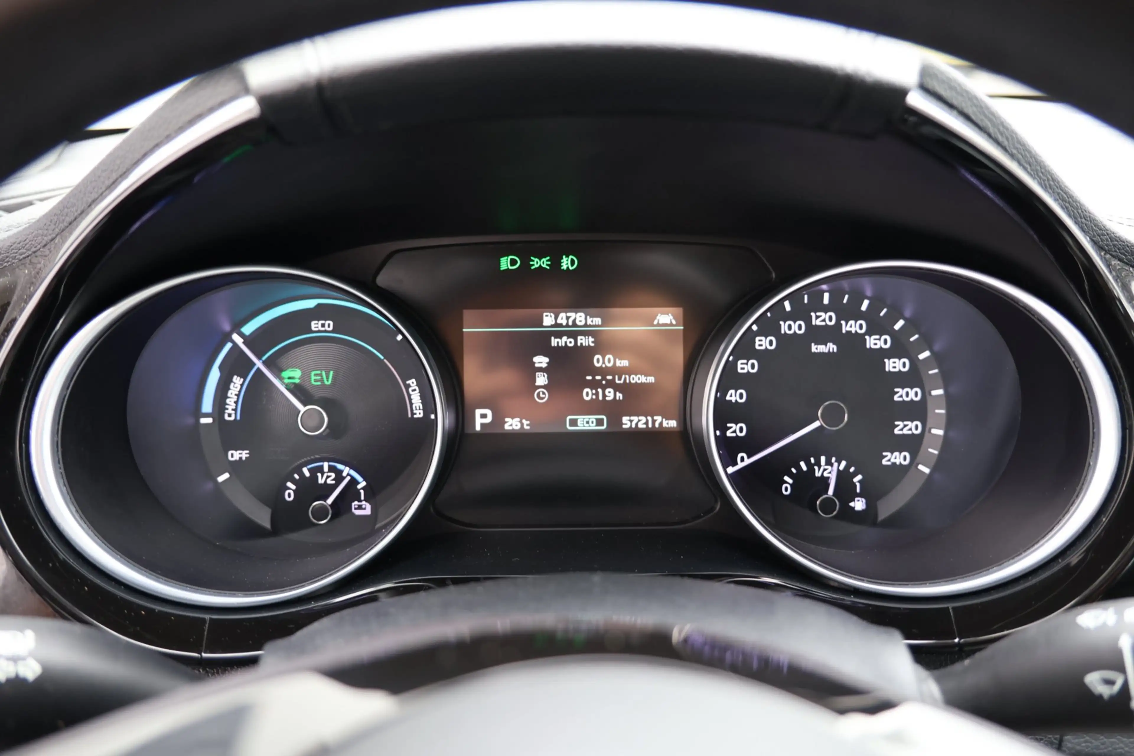 Kia Ceed SW / cee'd SW Sportswagon 1.6 GDI PHEV Carplay Camera Keyless BT — photo 9