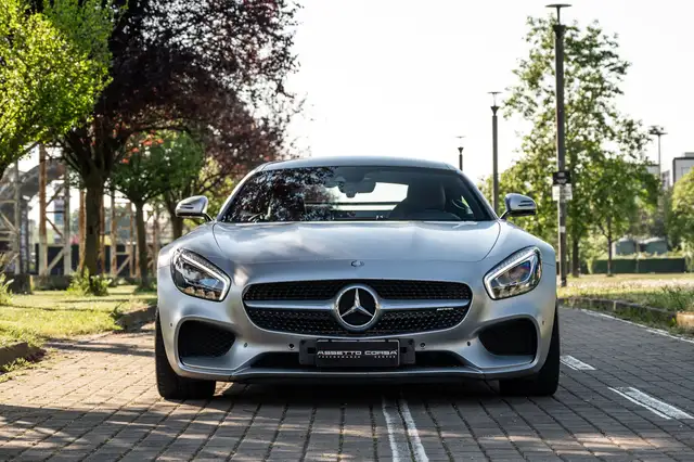 Mercedes-Benz AMG GT view 2