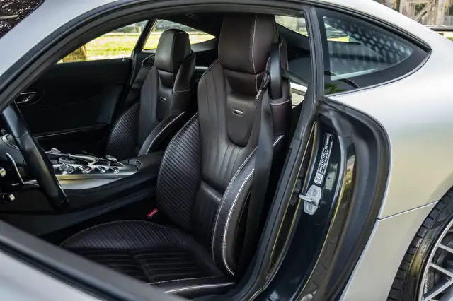 Mercedes-Benz AMG GT view 7