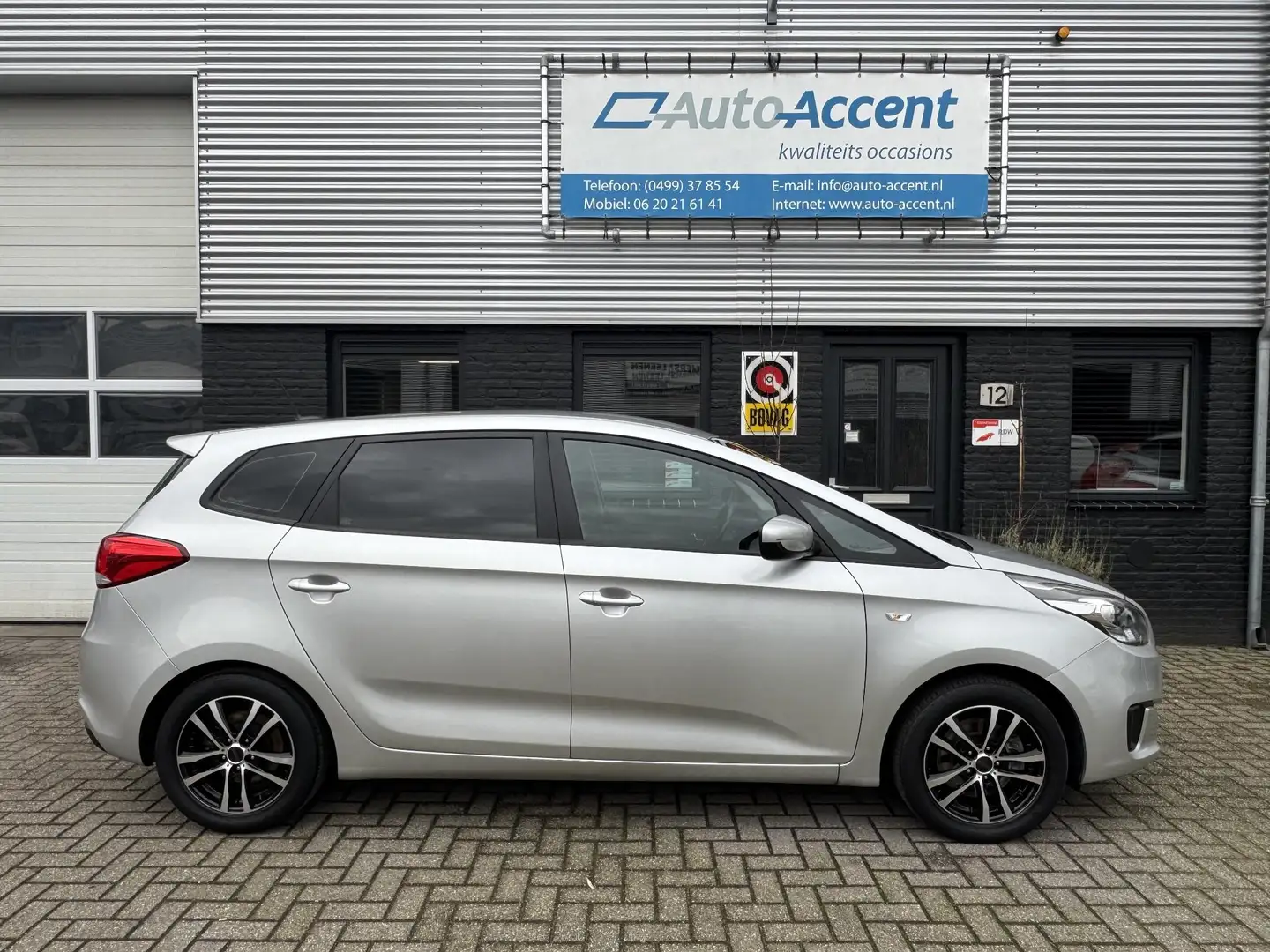 Kia Carens 1.6 GDi Business Pack Camera/Navi/Trekhaak... Grijs - 2