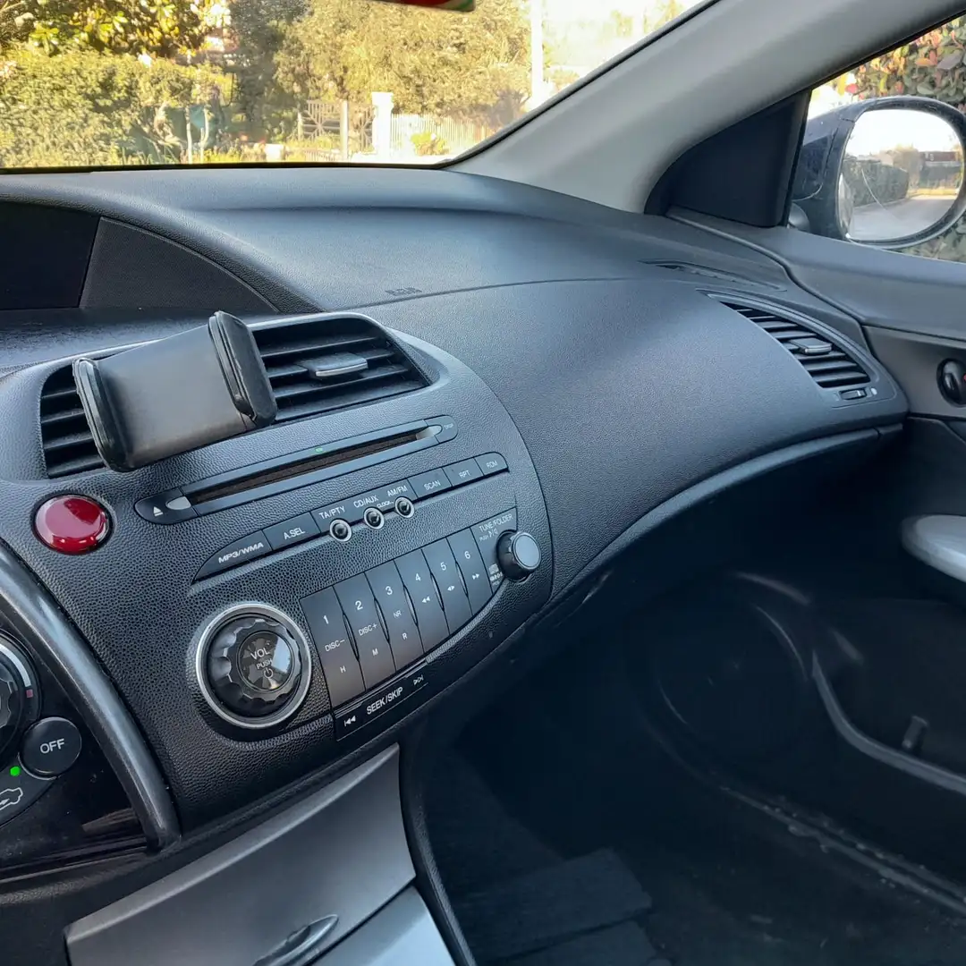 Honda Civic Civic+VIII+2006+5p+1.4+i-dsi+Comfort+LE Nero - 2