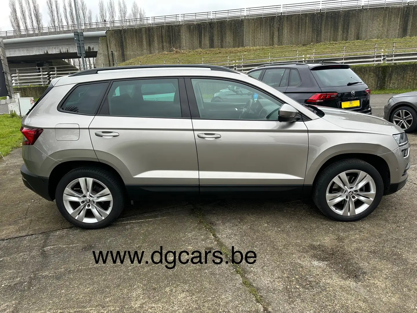Skoda Karoq 1.5 ,150 Pk, Autom, Camera, Electr koffer,trekh Gris - 1