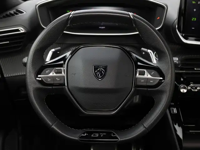 Peugeot 2008 view 13