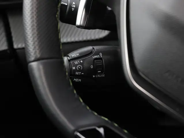 Peugeot 2008 view 14
