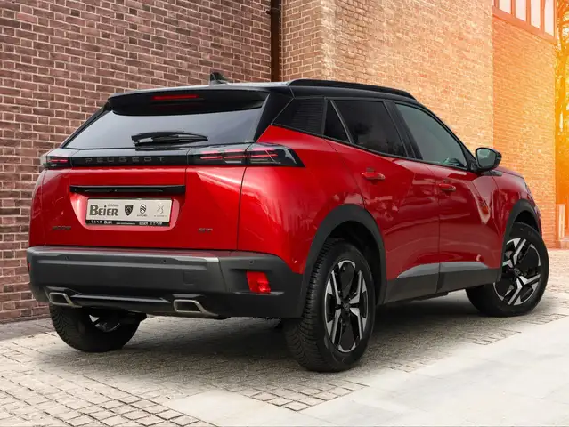 Peugeot 2008 view 4
